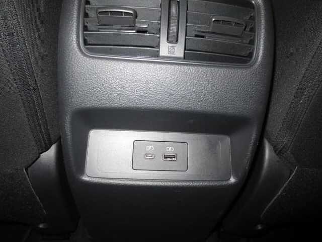 Nissan QASHQAI 1.3DIG-T 140CV N-CONNECTA 2WD MT MHEV E6D-F QASHQAI 1.3DIG-T 140CV N-CONNECTA 2WD MT MHEV E6D-F
