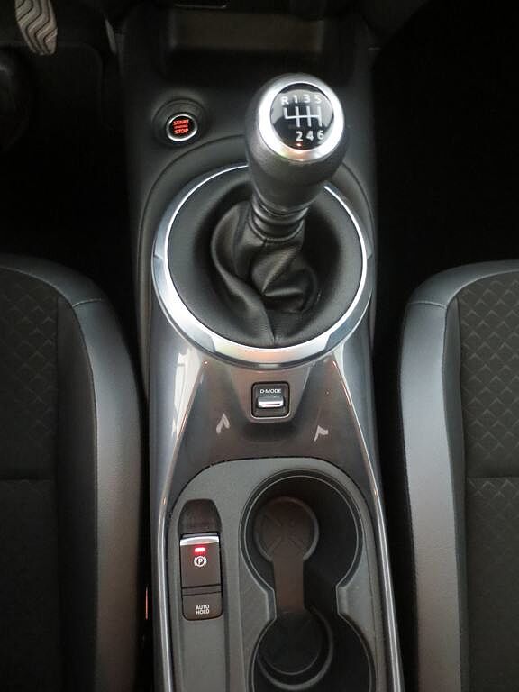 Nissan JUKE 1.0 DIG-T 84KW (114CV) N-CONNECTA E6D-FULL 6MT JUKE 1.0 DIG-T 84KW (114CV) N-CONNECTA E6D-FULL 6MT