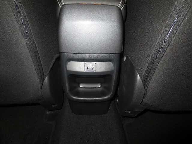 Nissan JUKE 1.0 DIG-T 84KW (114CV) N-CONNECTA E6D-FULL 6MT JUKE 1.0 DIG-T 84KW (114CV) N-CONNECTA E6D-FULL 6MT