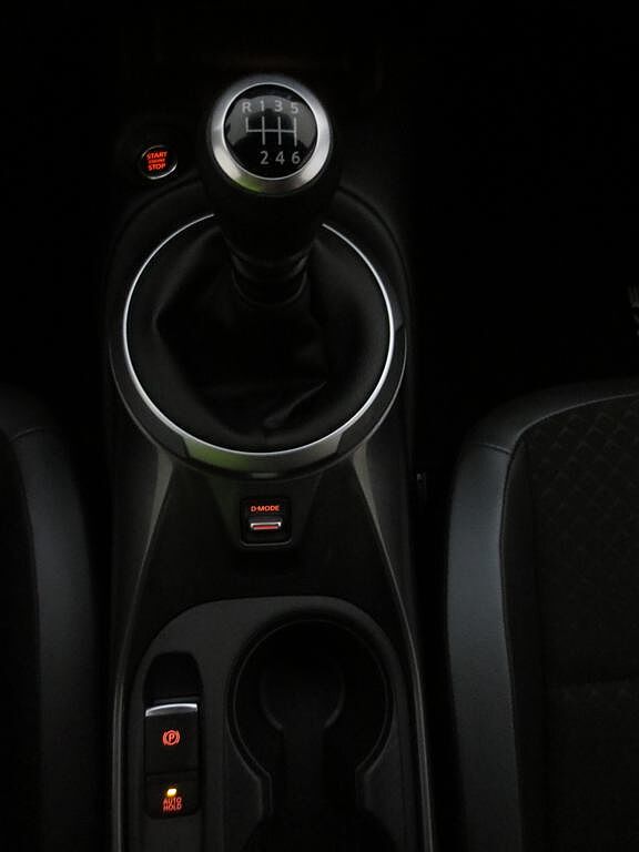 Nissan JUKE 1.0 DIG-T 84KW (114CV) N-CONNECTA E6D-FULL 6MT JUKE 1.0 DIG-T 84KW (114CV) N-CONNECTA E6D-FULL 6MT