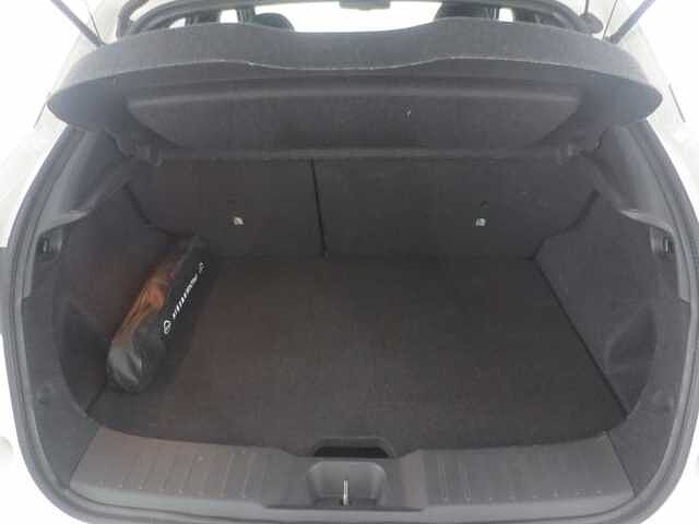 Nissan JUKE 1.0 DIG-T 84KW (114CV) N-CONNECTA E6D-FULL 6MT JUKE 1.0 DIG-T 84KW (114CV) N-CONNECTA E6D-FULL 6MT