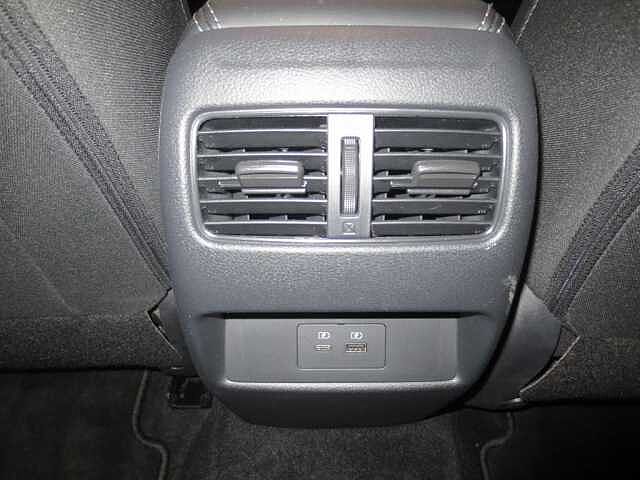 Nissan QASHQAI 1.3DIG-T 140CV N-CONNECTA 2WD MT MHEV E6D-F QASHQAI 1.3DIG-T 140CV N-CONNECTA 2WD MT MHEV E6D-F