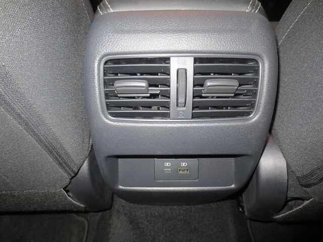 Nissan QASHQAI 1.3DIG-T 140CV N-CONNECTA 2WD MT MHEV E6D-F QASHQAI 1.3DIG-T 140CV N-CONNECTA 2WD MT MHEV E6D-F