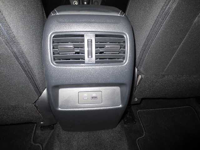 Nissan QASHQAI 1.3DIG-T 140CV N-CONNECTA 2WD MT MHEV E6D-F QASHQAI 1.3DIG-T 140CV N-CONNECTA 2WD MT MHEV E6D-F