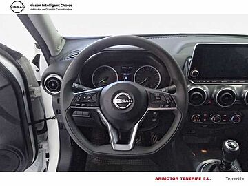 Nissan JUKE 1.0 DIG-T 84KW (114CV) ACENTA E6D-FULL 6MT JUKE 1.0 DIG-T 84KW (114CV) ACENTA E6D-FULL 6MT LUNAR WHITE