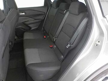 Nissan QASHQAI 1.3DIG-T 140CV N-CONNECTA 2WD MT MHEV E6D-F QASHQAI 1.3DIG-T 140CV N-CONNECTA 2WD MT MHEV E6D-F PLATA DIAMANTE