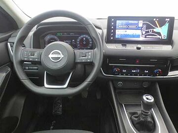 Nissan QASHQAI 1.3DIG-T 140CV N-CONNECTA 2WD MT MHEV E6D-F QASHQAI 1.3DIG-T 140CV N-CONNECTA 2WD MT MHEV E6D-F BURGUNDY
