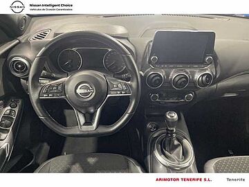 Nissan JUKE 1,0DIG-T 114cv N-CONNECTA JUKE 1,0DIG-T 114cv N-CONNECTA MAGNETIC BLUE MIDNIGHT BLACK